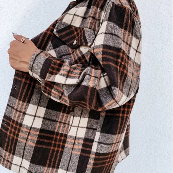 SOLD OUT Fall Autumn Brown Plaid Oversized Flannel Shacket Shirt Jacket - Picture 2 of 11